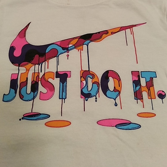 Nike Other - Girls Nike long sleeve shirt size small